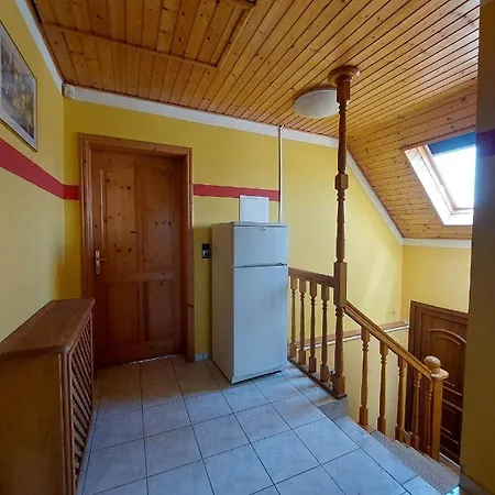 Schone Ferienwohnung In Ruhiger Lage 7 Km Zum Balaton Vors